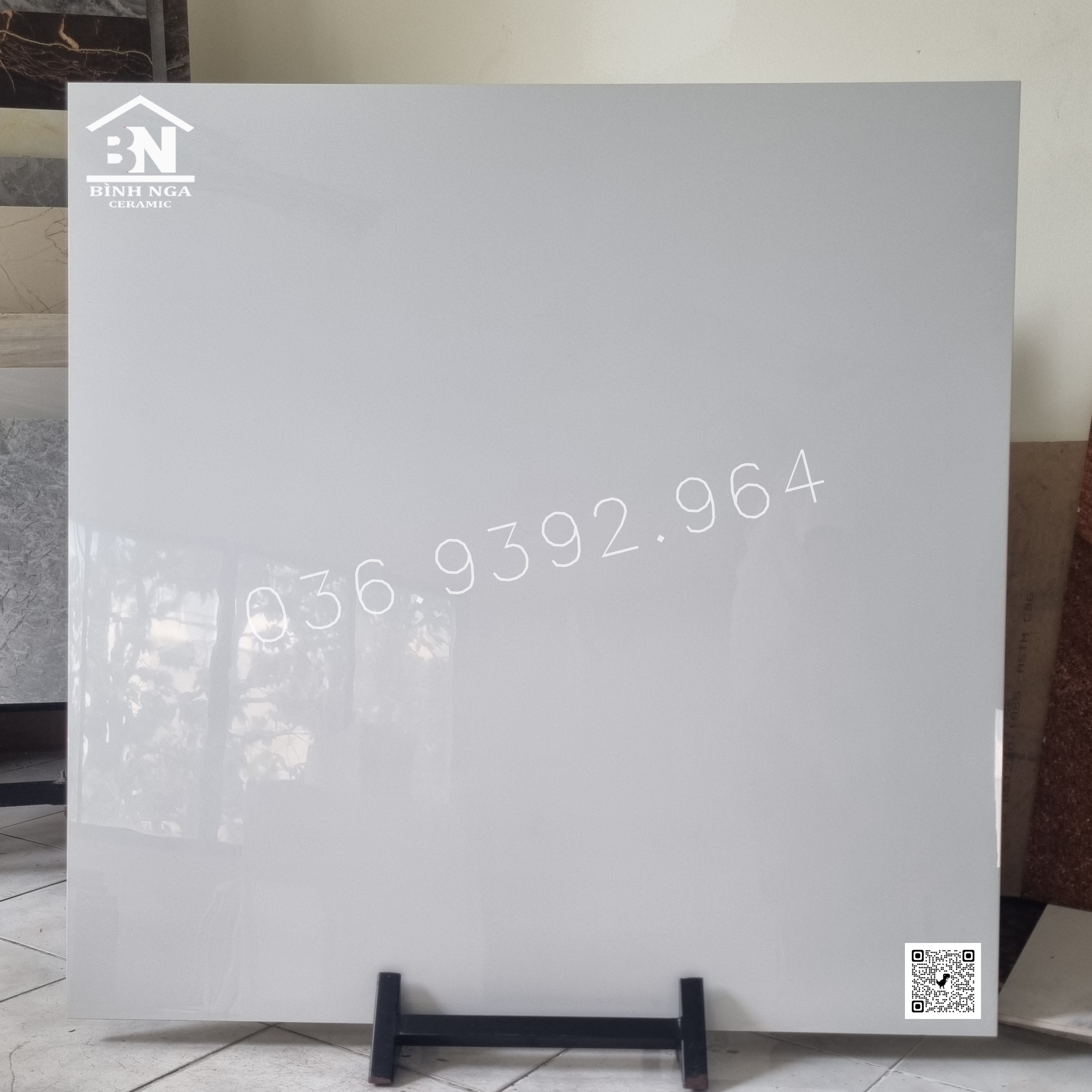 Gạch bóng kính 1mx1m trắng trơn toàn phần nhập khẩu