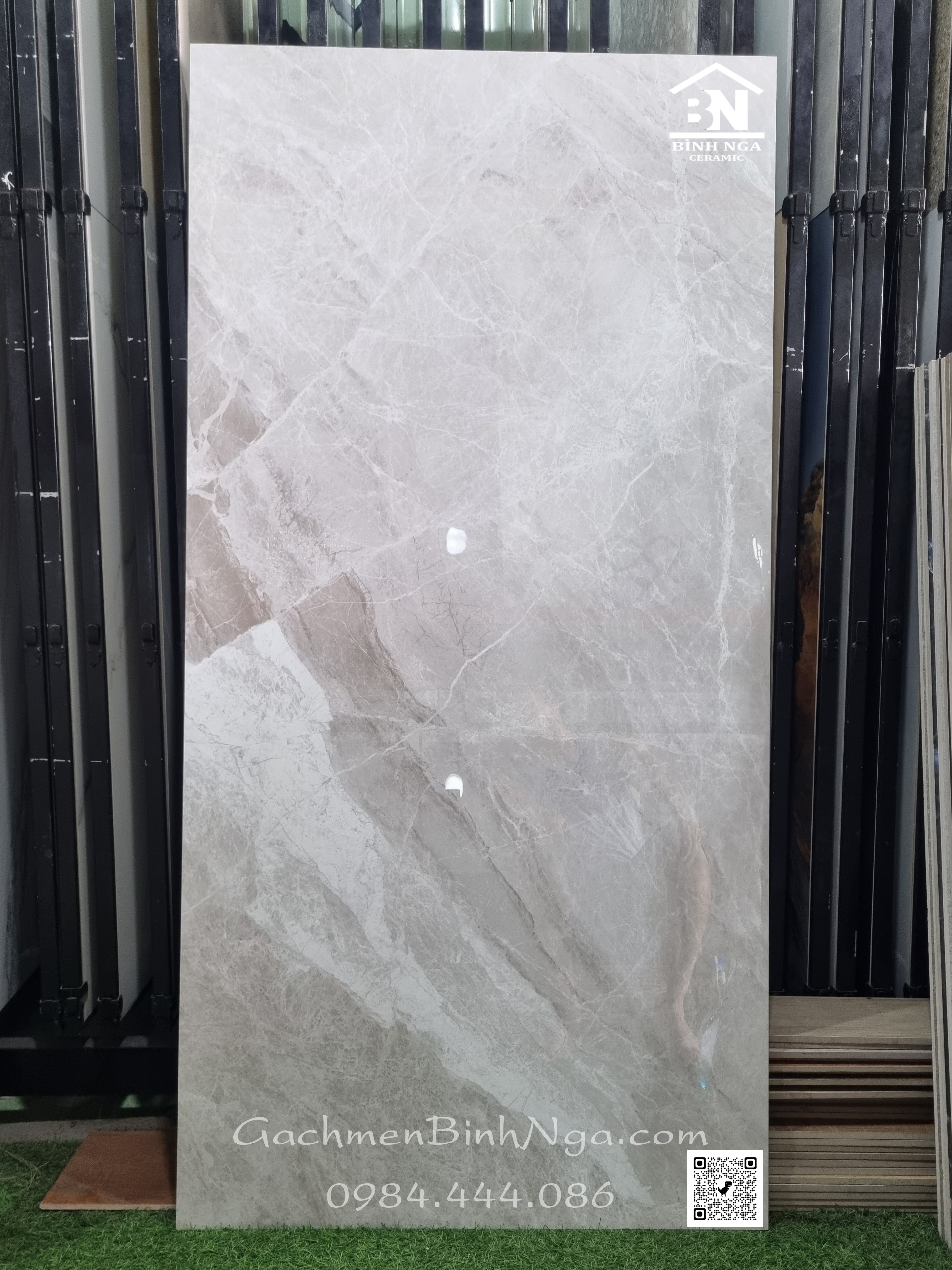 Gạch vân đá marble bóng kính 800x1600 cao cấp Ấn độ