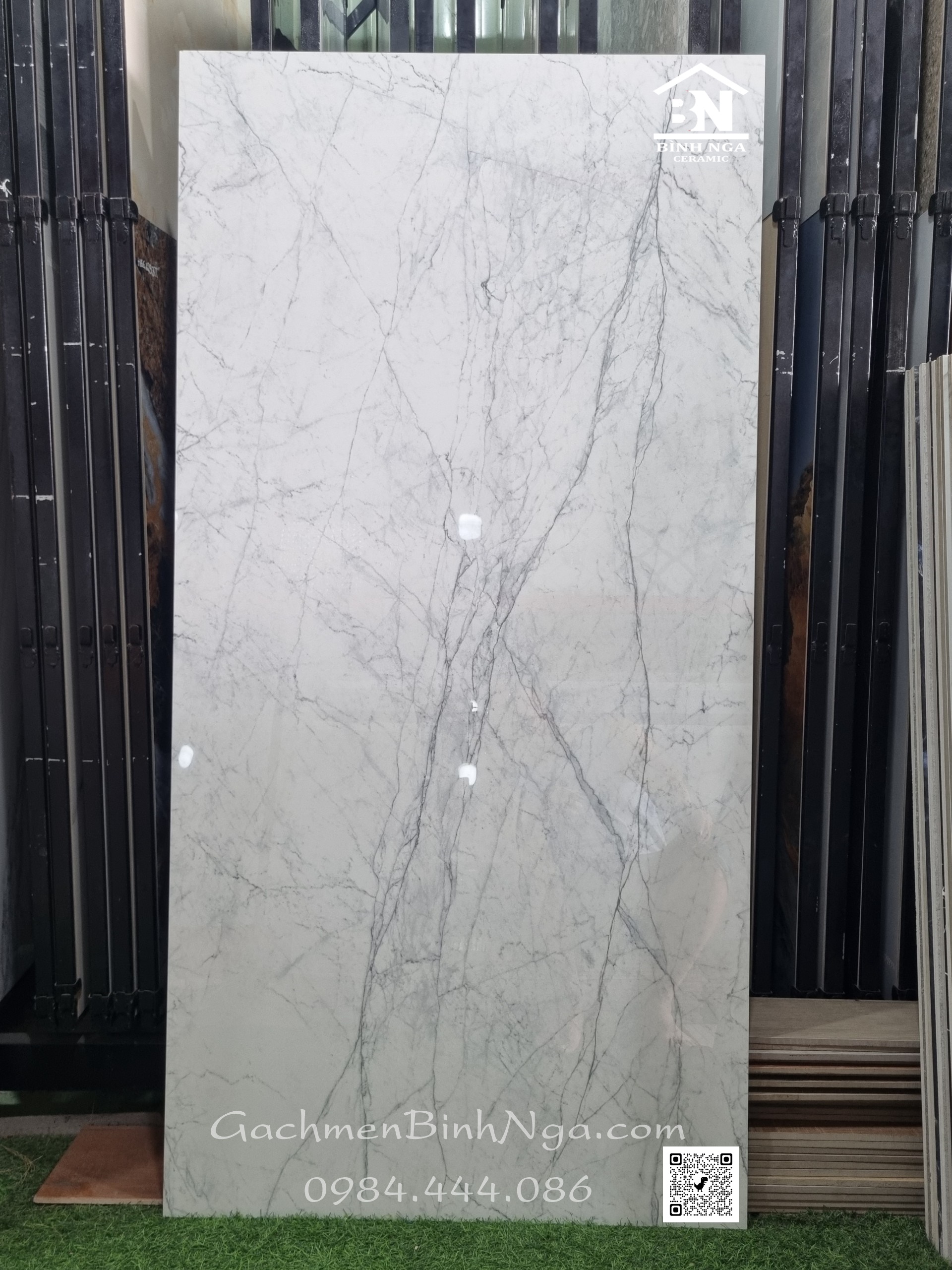 Gạch vân đá rạn cao cấp 80x160 ốp lát biệt thự màu trắng bóng