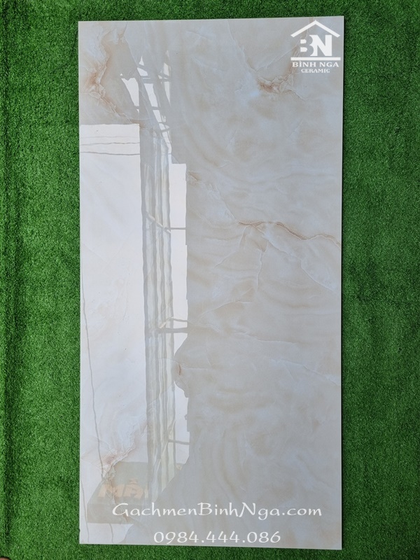 Gạch 60x120 bóng kính màu kem vân đá vàng cao cấp